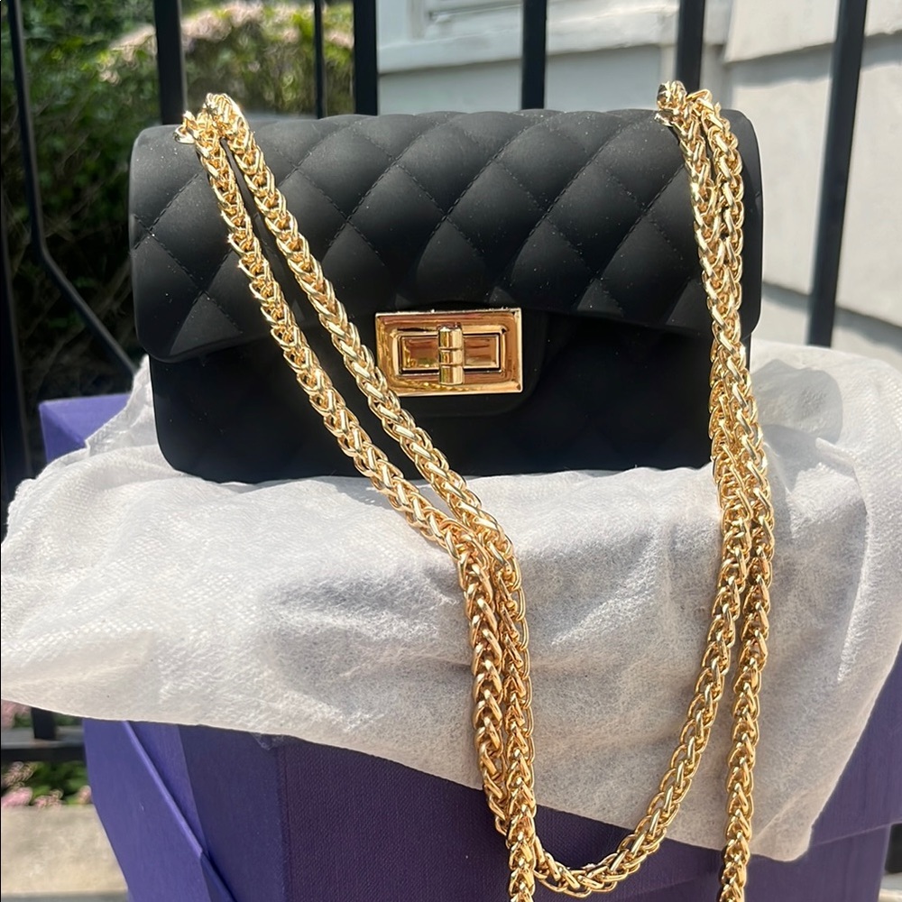 Black Quilted Chain Shoulder Bag
